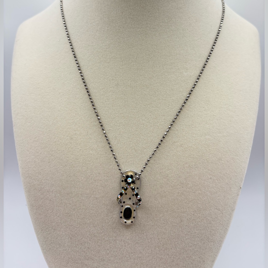Cookie Lee Silver And Black Sandal Necklace 10$